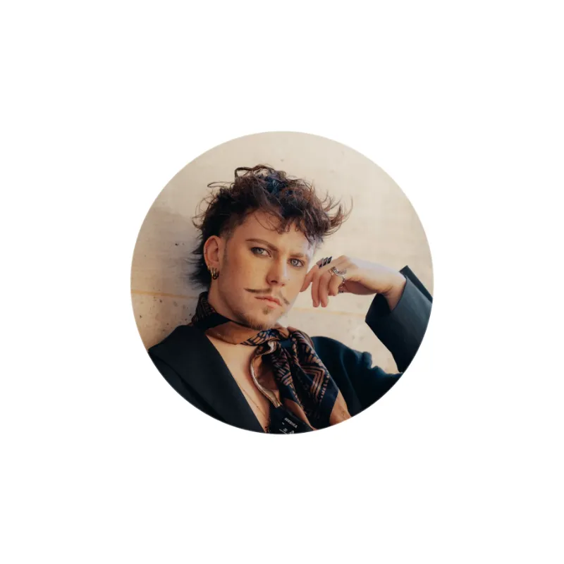 Azure - Créateur de contenu engagé pour la communauté LGBTQIA+